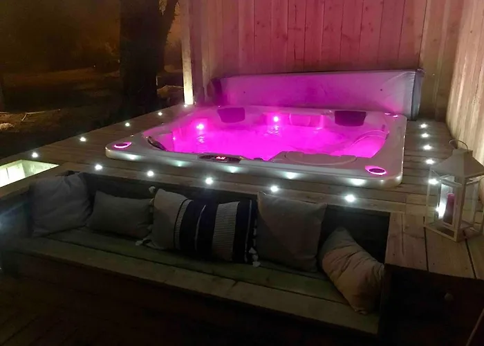 Maison Proche Du Et Ocean Avec Jacuzzi Privatif